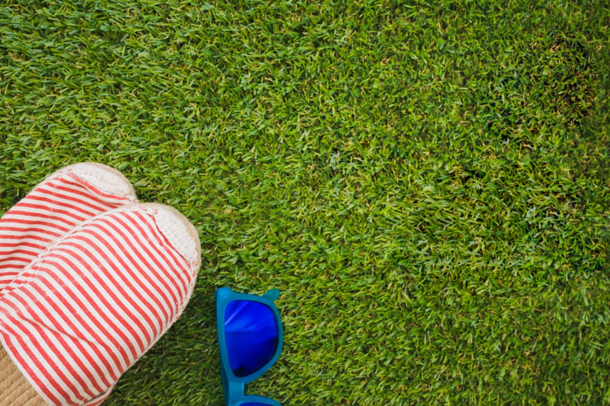 grass-surface-with-sunglasses-summer-shoes (1)